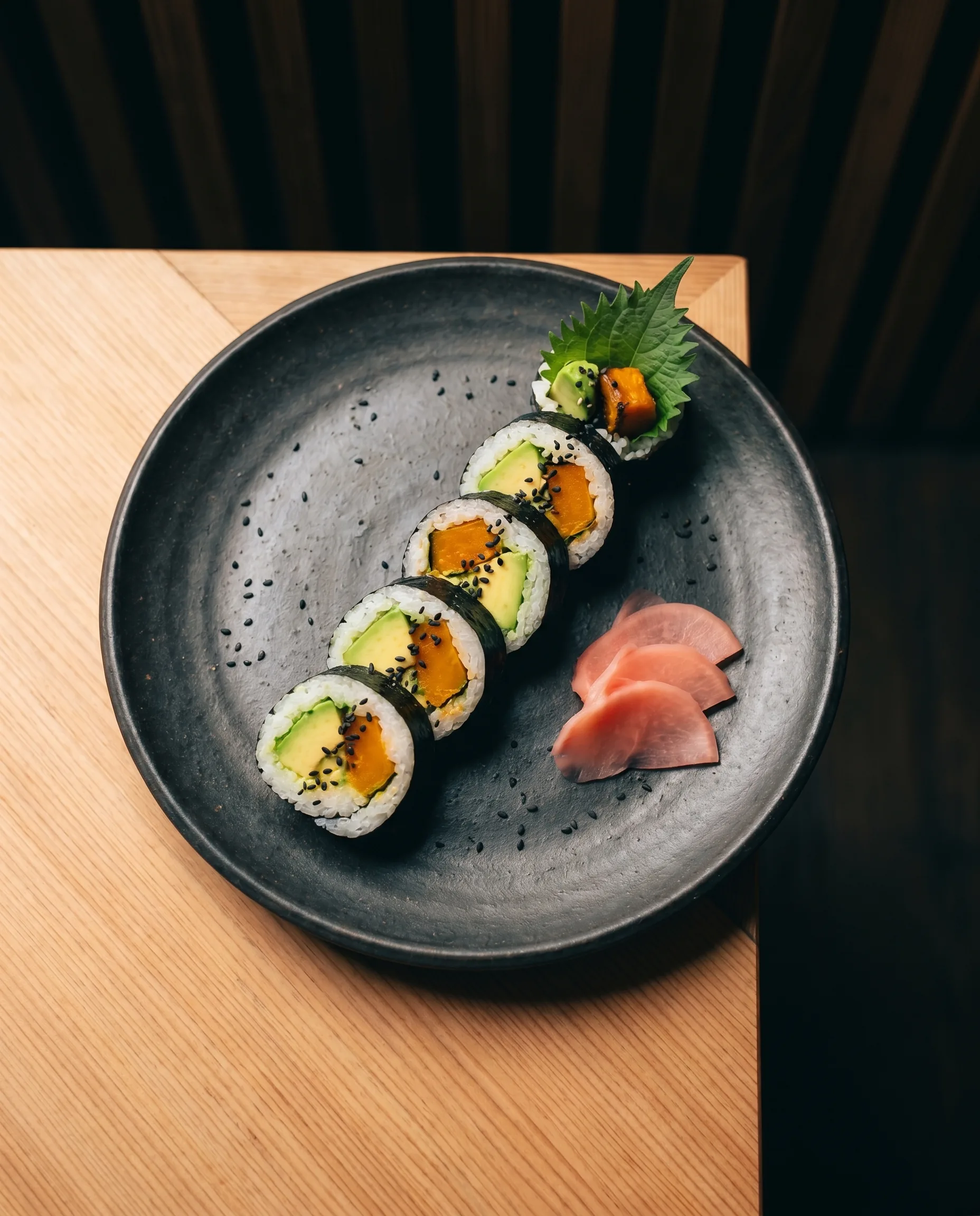 Maki de palta y kabocha (8 pz)
